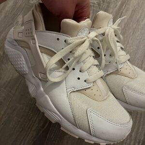 Nike White and Cream Athletic Shoes